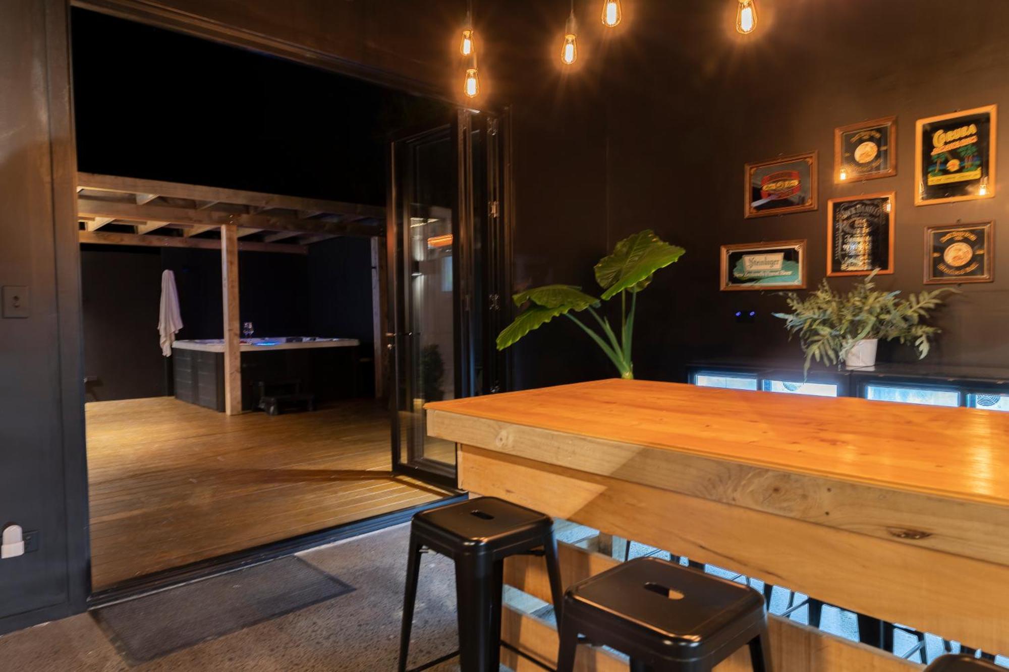The Black Barn Auckland Exterior foto