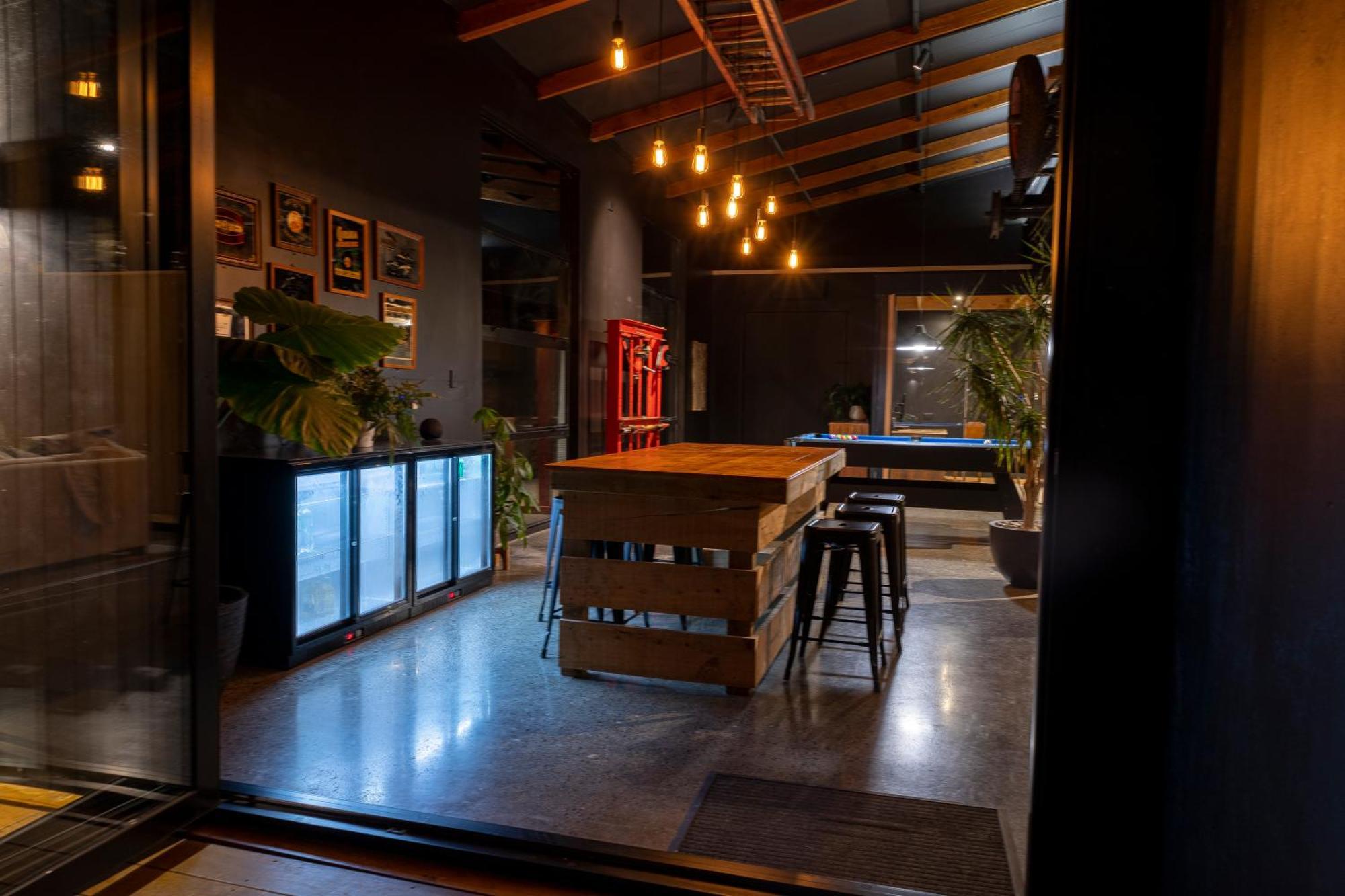 The Black Barn Auckland Exterior foto