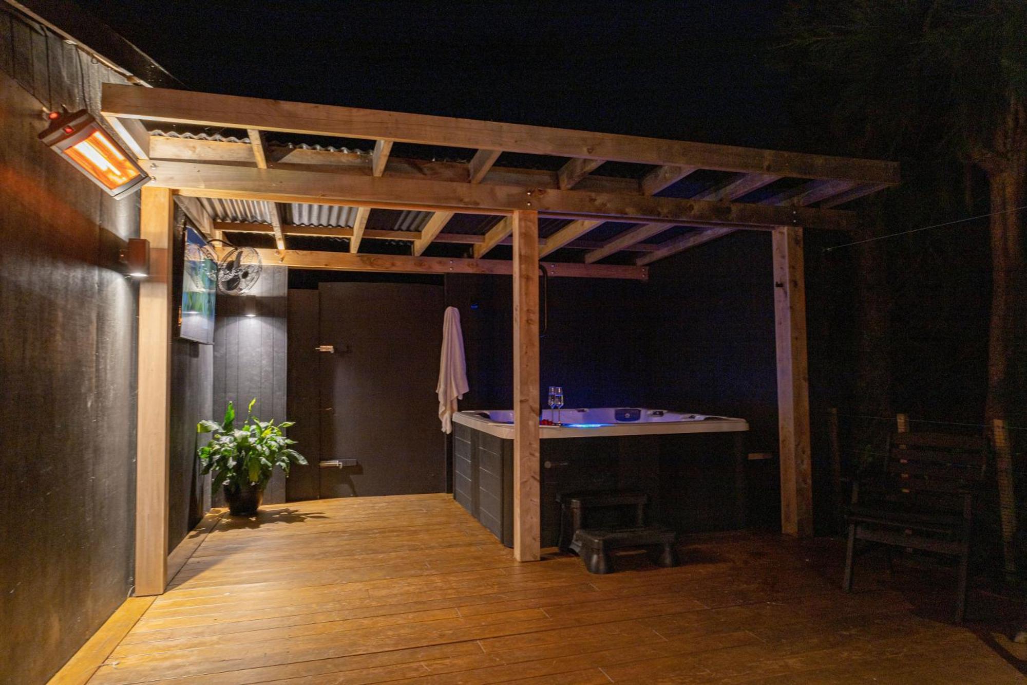 The Black Barn Auckland Exterior foto